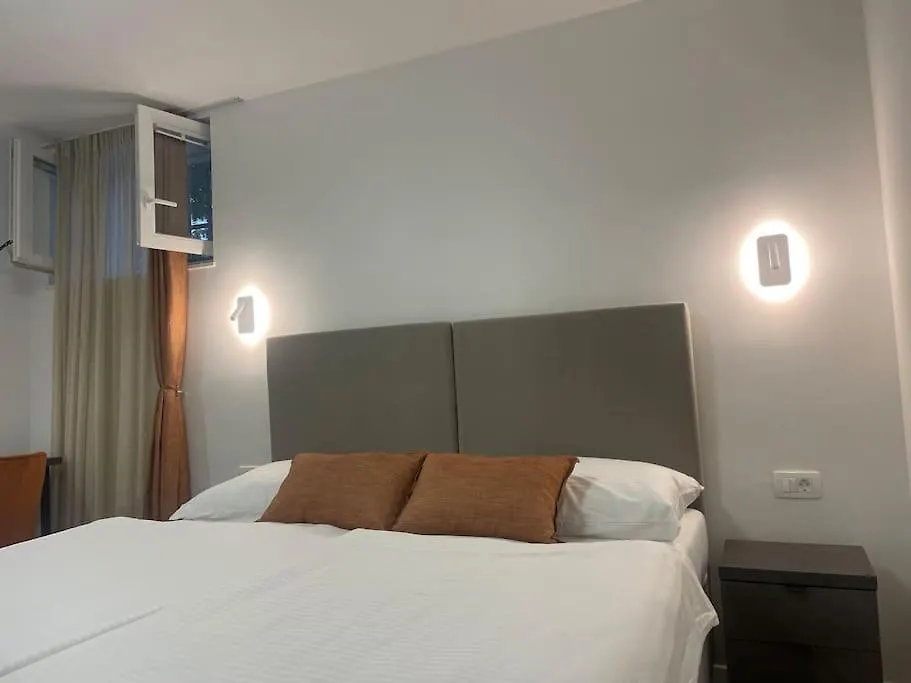 Apartman Martinac contacts